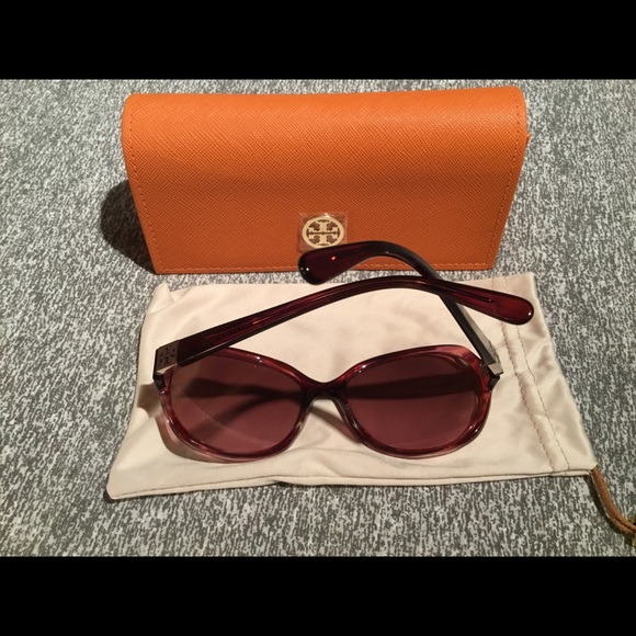Tory burch sunglasses - Picture 2 of 7